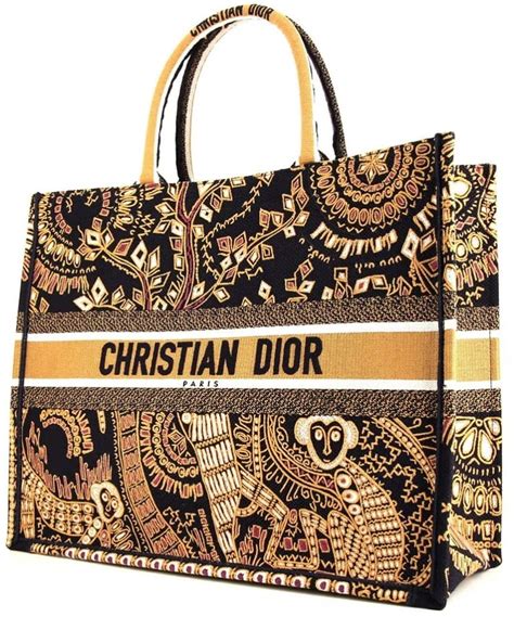 christian dior bag designs.